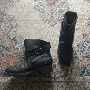 Black boots with spikes